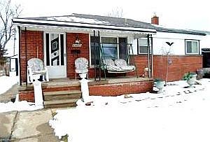 1st image of 26071 Bryan St