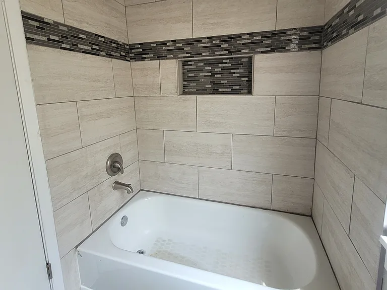 135 Eisenhower Blvd #A — Photo 9