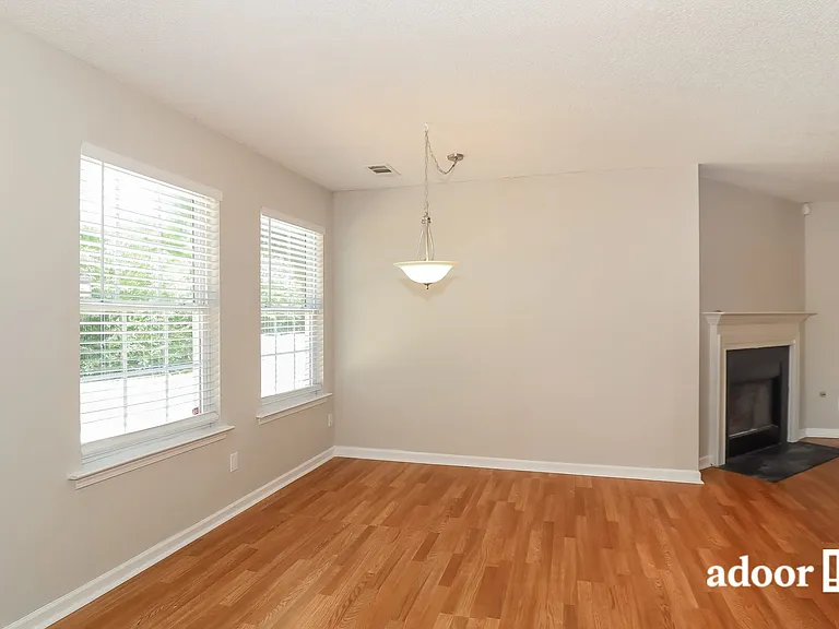 519 Grandview Cir — Photo 7