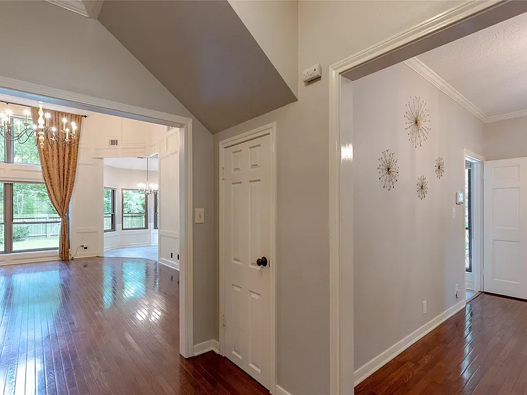 9 Mallard Glen Pl — Photo 11