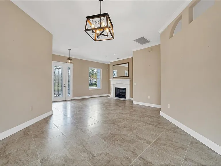 11709 Clubhouse Dr — Photo 10