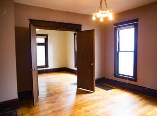 1305 E Hennepin Ave #4, Minneapolis, MN 55414