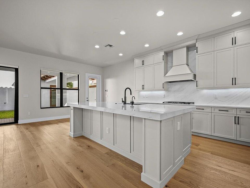 1st image of 1005 Faulkner Terrace