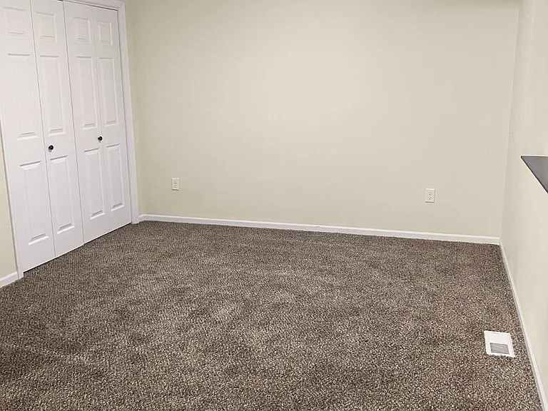 534 Hanover Hill Ln — Photo 9