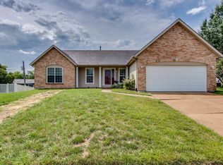 3341 Saddleridge Dr, Saint Charles, MO 63301