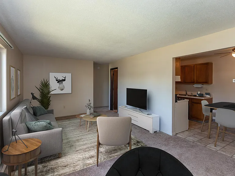 Canyon Lake Apartments — Photo 7