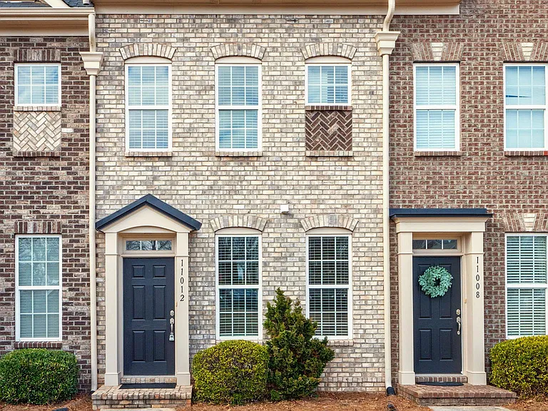 11012 Cedar Walk Ln — Photo 3