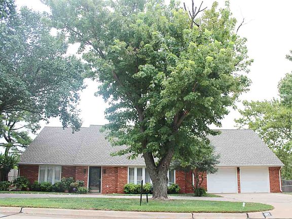 2nd image of 4812 W Crestview Ave
