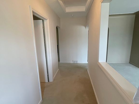 3rd image of 2490 Dominion Blvd
