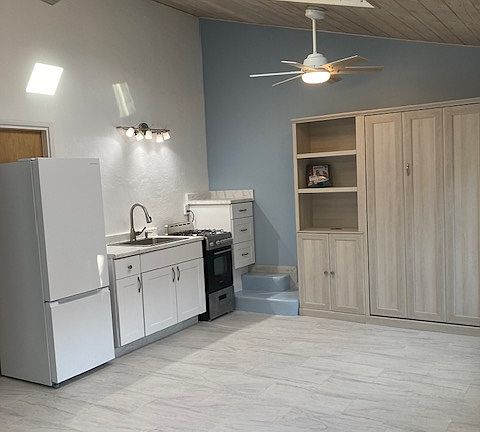 3rd image of 525 Rincon Rd #B