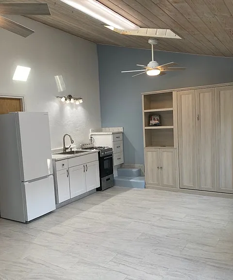 525 Rincon Rd #B — Photo 3