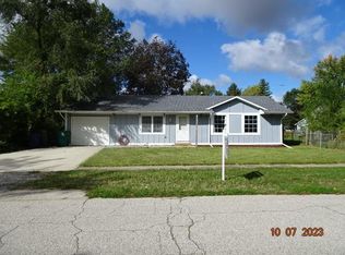 436 Dartmoor Rd, Kingsford Heights, IN 46346