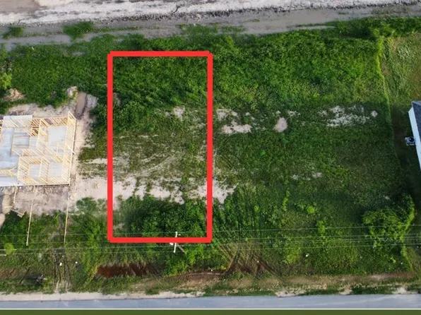 3111 Pennsylvania Ave, Pt Isabel, TX 78578