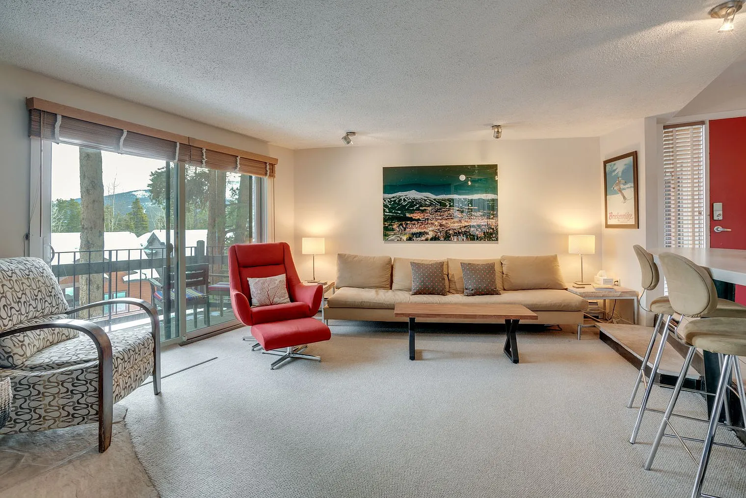 2 bed, 1.0 bath, 775 sqft, $2,754 — Photo 2