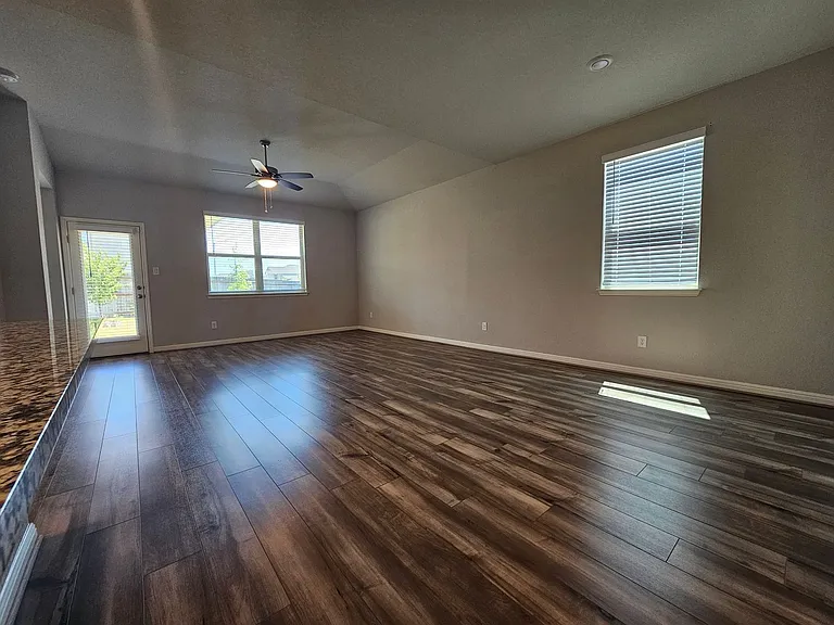 12903 Irvin Path — Photo 3