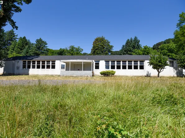 55385 SW Date St, Gaston, OR 97119