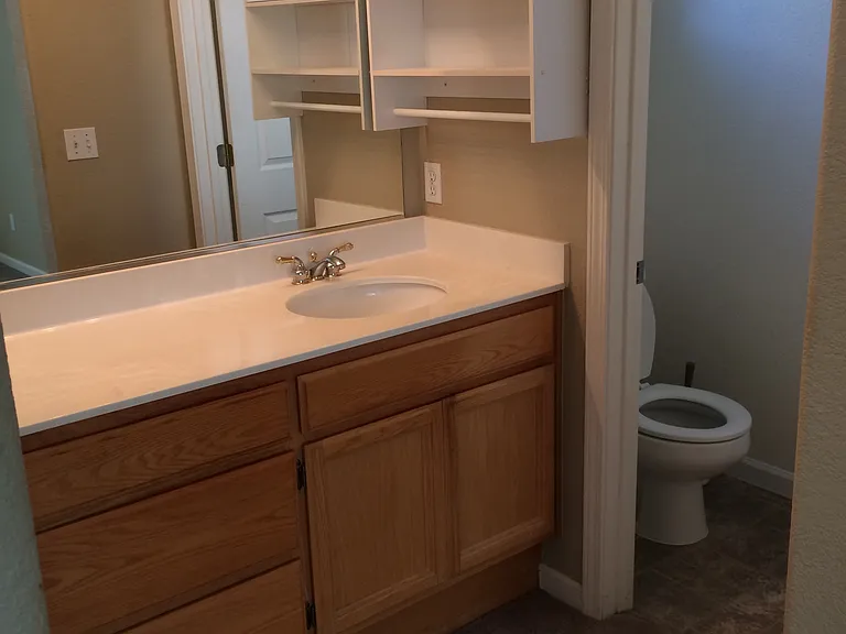 7948 Robinson Dr — Photo 6