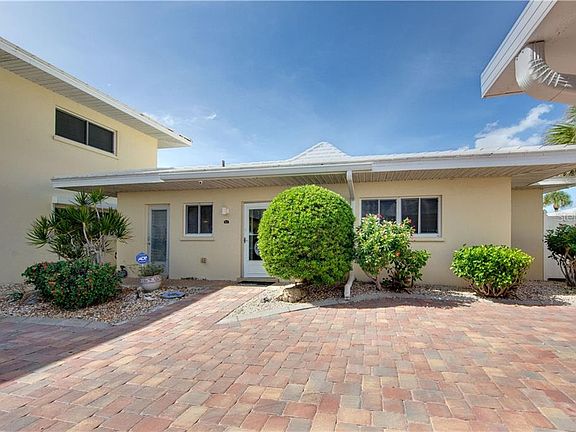 2nd image of 1200 Tarpon Center Dr #1C