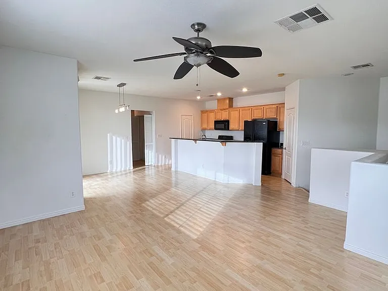 6255 W Arby Ave #301 — Photo 7