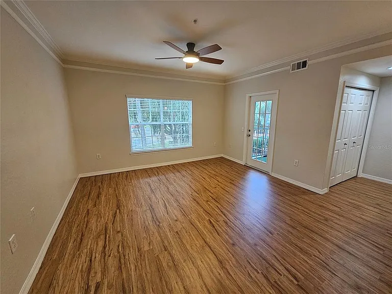 5174 Northridge Rd #209 — Photo 5