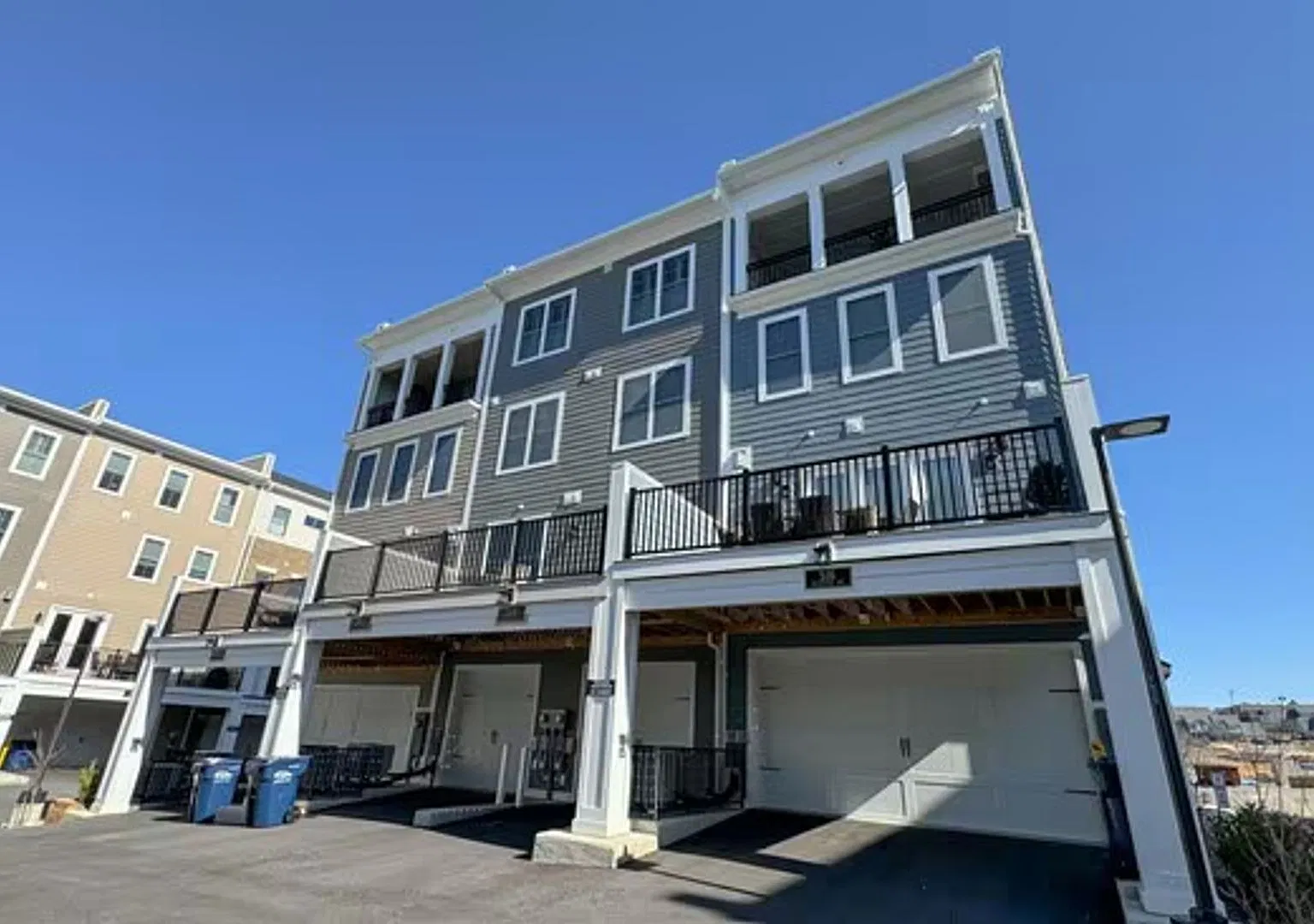 Must-See Townhouse Available for Lease in Blacksburg — Photo 3