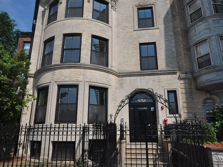 879 Beacon St #1 — Photo 10