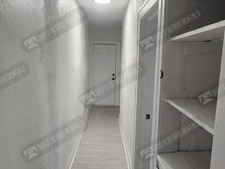 9839 Woodside St #4 — Photo 11