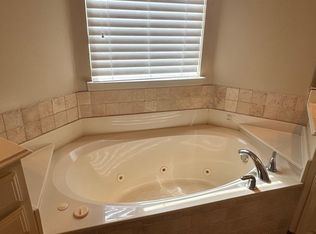 3005 Rocky Creek Dr, Mansfield, TX 76063