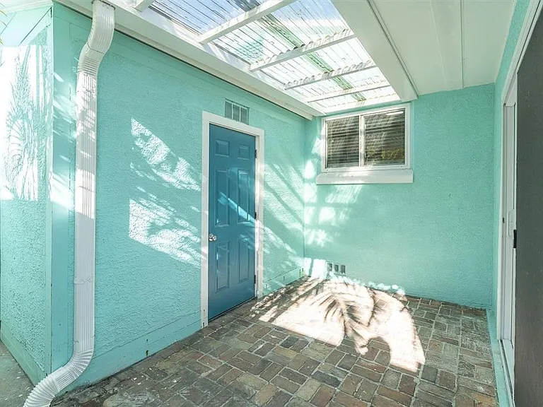 518 77th Ave — Photo 23