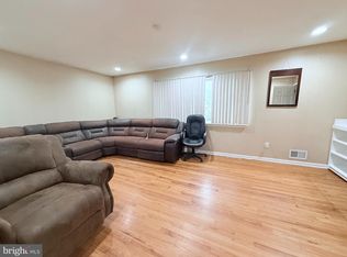 697 Johnstone St, Perth Amboy, NJ 08861