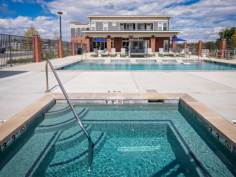 Residences at Nova West — Photo 47