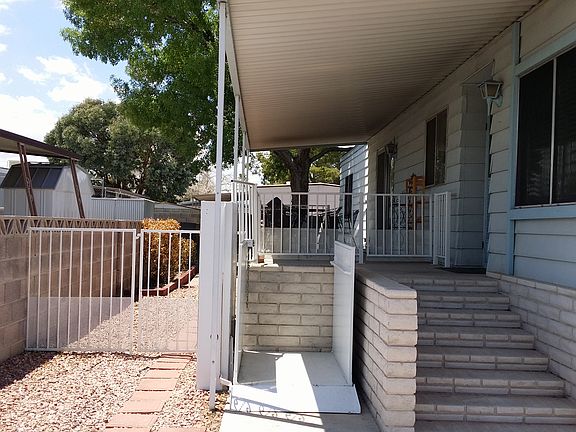 4th image of 3549 Gulf Shores Dr