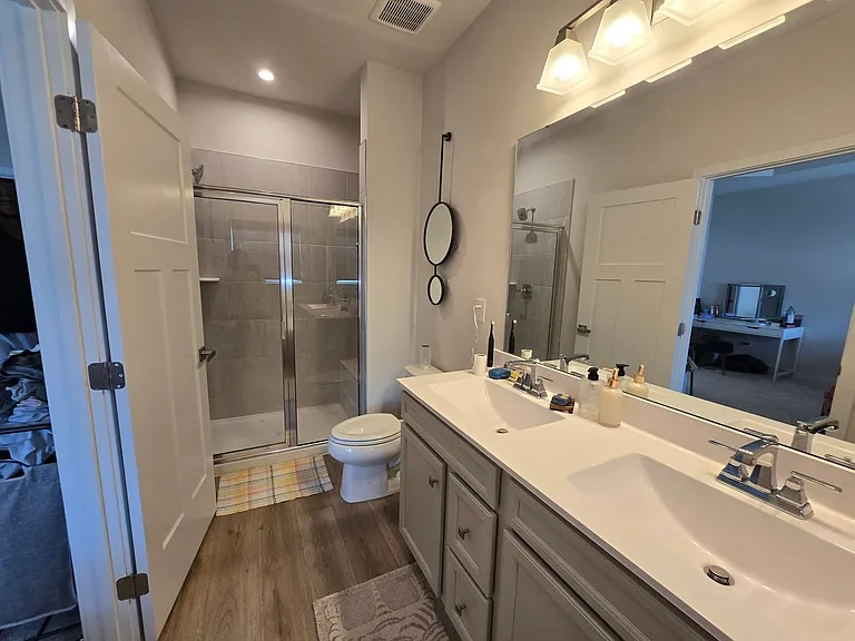 302 Fost Blvd — Photo 7