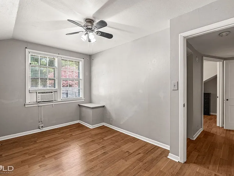 266 Carrollton Ave — Photo 39