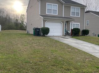 1501 Long Paw Ln, Charlotte, NC 28214