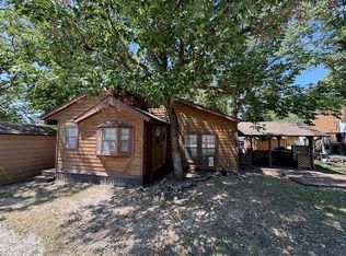 125 Reindeer Dr, Hollister, MO 65672