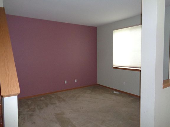 5th image of 514 28th Ave SE