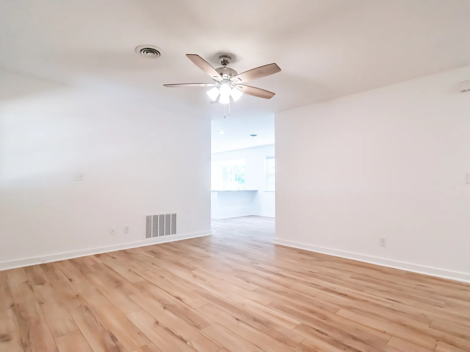 2332 South Clover Drive - 1 — Photo 3
