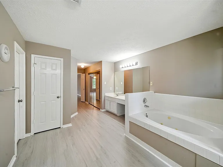3119 Waters Way Dr — Photo 24