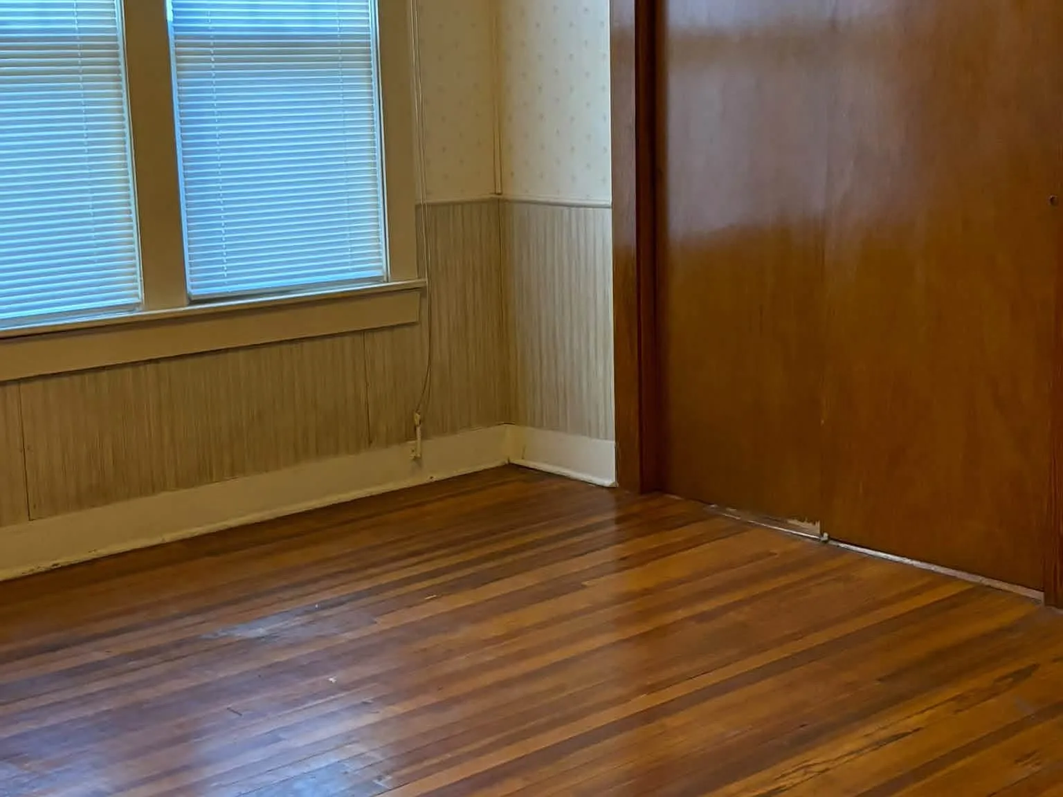 3 bed, 1396 sqft, $1,200 — Photo 4