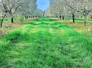 63421 90th Ave, Hartford, MI 49057