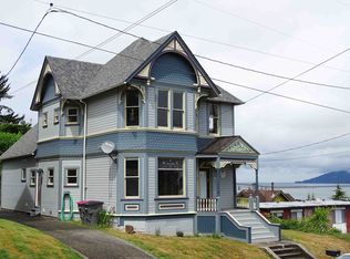 813 14th St, Astoria, OR 97103