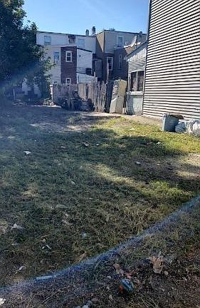 2nd image of 611 N Limestone St
