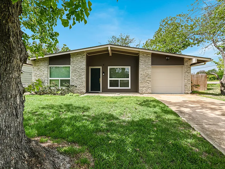 511 Arbor Ln — Photo 37