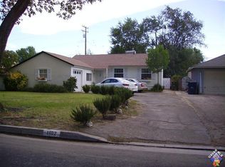 1402 Jenner St, Lancaster, CA 93534