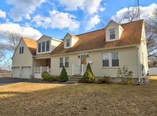 85 Henry St, Fitchburg, MA 01420