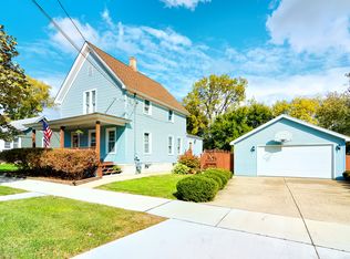 217 Gertrude St, Elgin, IL