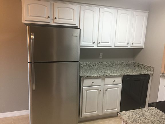 5th image of 114 Georgetown Dr