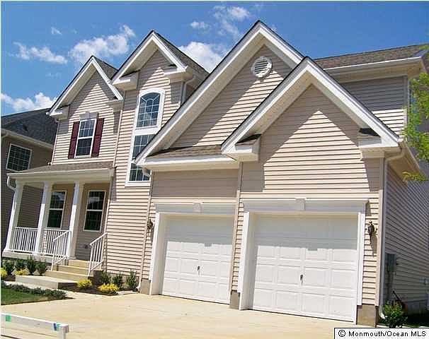 2nd image of 14 Feakes Drive