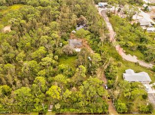 2880 N 2nd St, North Fort Myers, FL 33917